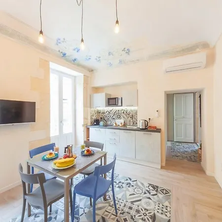 Апартаменты Guesthost - Ortigia Promenade *