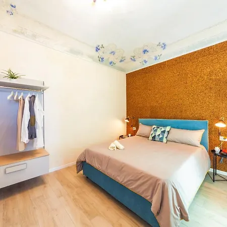 Guesthost - Ortigia Promenade Apartament *